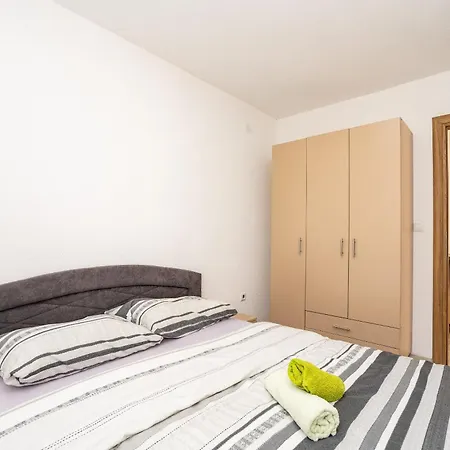 Lägenhet And Stipanovi Dvori *