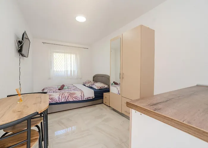 And Stipanovi Dvori Lägenhet *