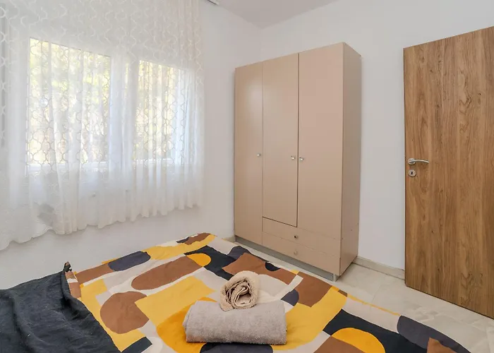 And Stipanovi Dvori *